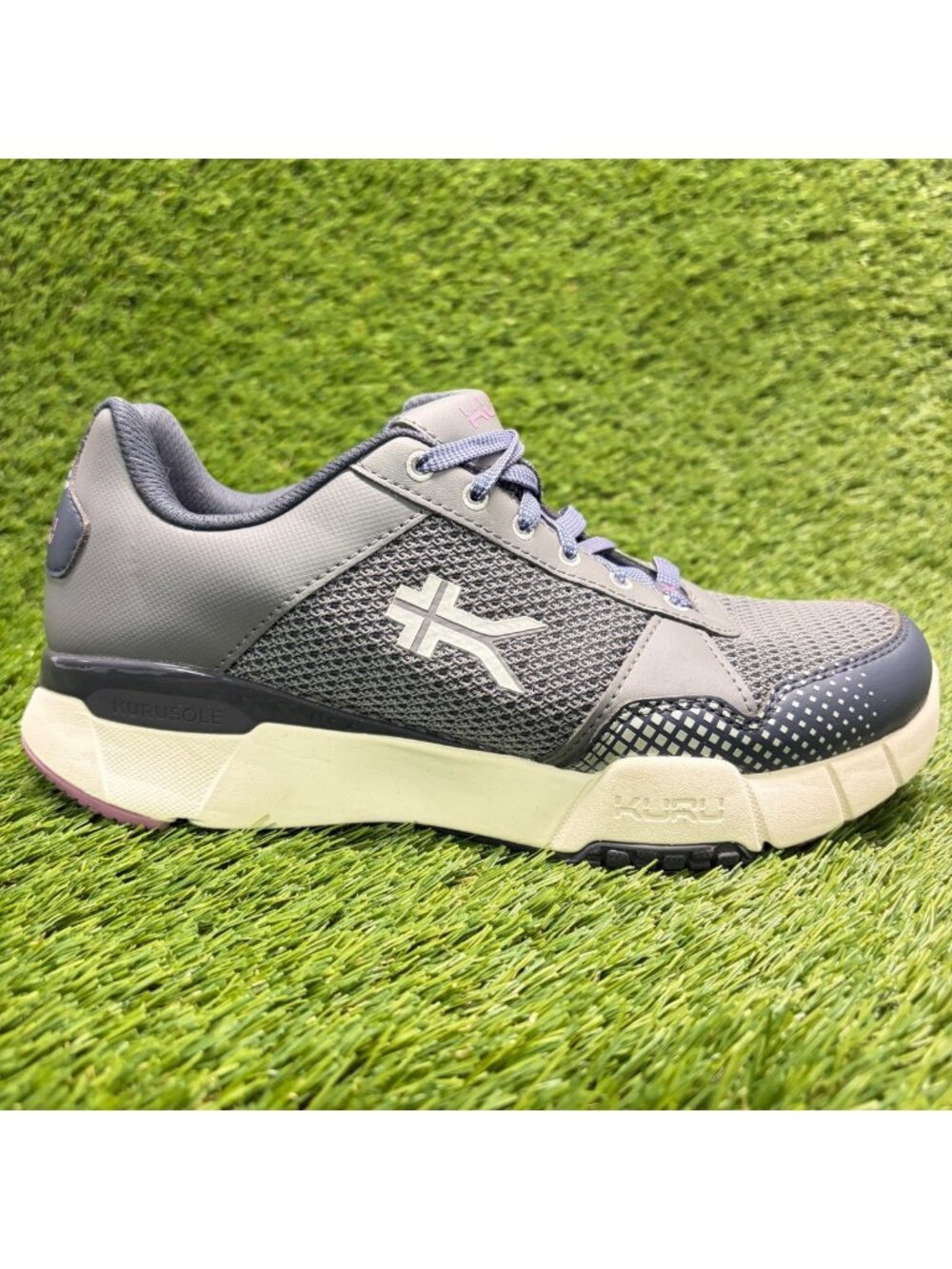 Kuru Quantum 2.0 Womens Size 9.5D Gray White Athletic Running Shoes Sneakers